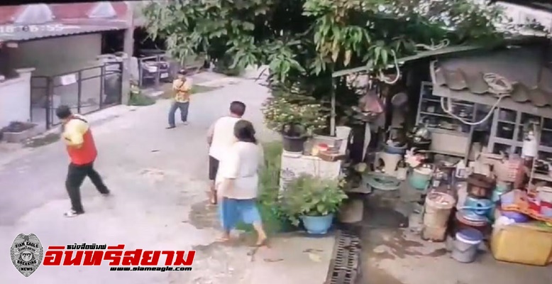 ชลบุรี-พ่อค้ากุ้งยิงเพื่อนบ้านดับ อ้างเหตุขับรถเร็วในหมู่บ้าน