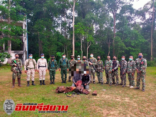 ศรีสะเกษ-ศูนย์พิทักษ์ป่าที่ 2 จับ 2 เขมรลอบตัดไม้พะยูงกลางดึกห่างชายแดนไทย