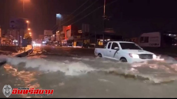 ชลบุรี-ฝนกระหน่ำพัทยา น้ำระบายไม่ทันเอ่อท่วมเมือง ทำยานพาหนะเสียหายเพียบ