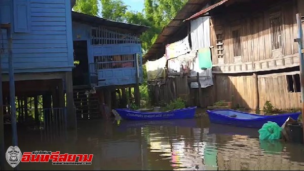 ปราจีนบุรี – ฝนกระหน่ำน้ำท่วมชุมชนตลาดเก่า อ.กบินทร์บุรี