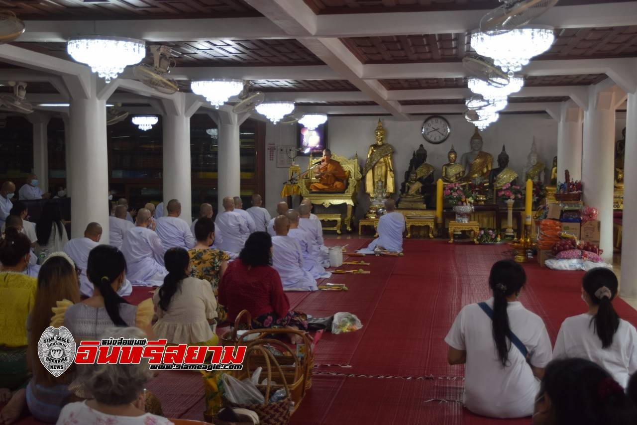 อยุธยา-ทำบุญและถวายผ้าจำนำพรรษาเนื่องในวันออกพรรษา อยุธยา-ทำบุญและถวายผ้าจำนำพรรษาเนื่องในวันออกพรรษา