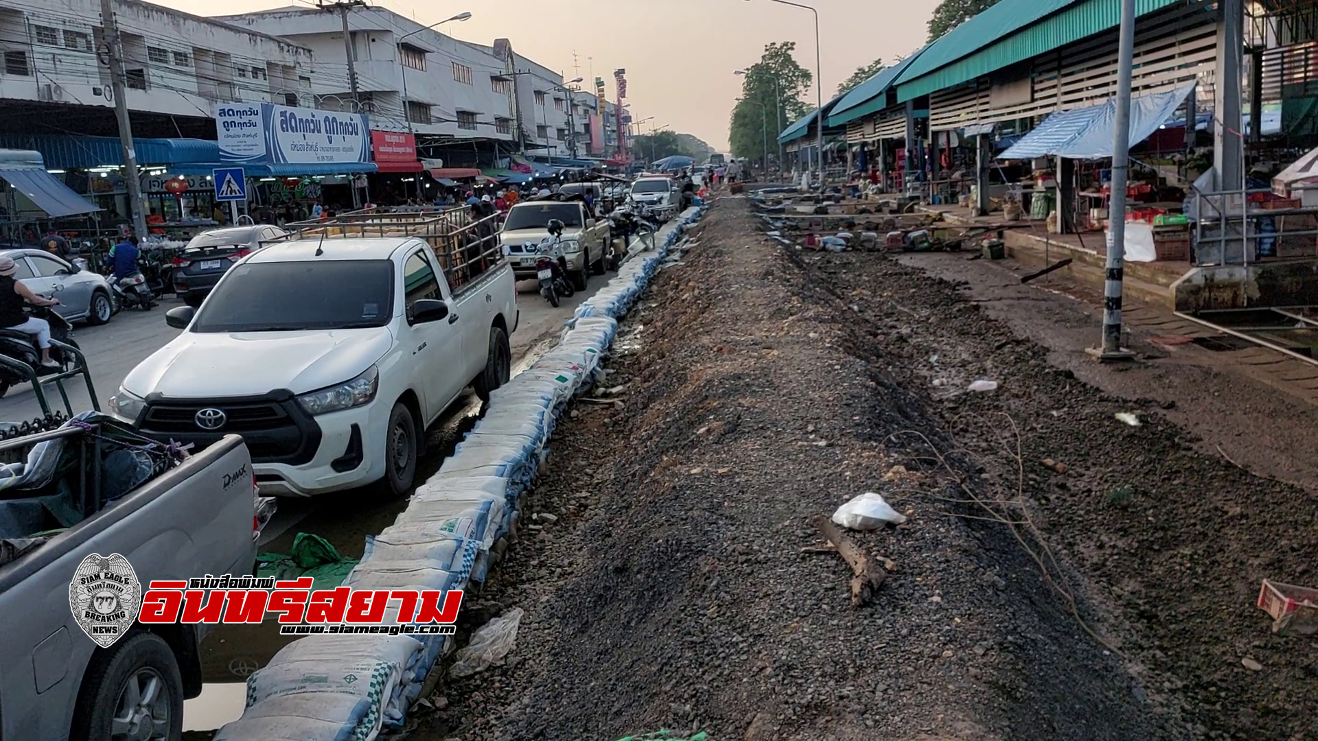 สิงห์บุรี-น้ำแห้งหมดแล้ว ตลาดเทศบาลเมืองฯ
