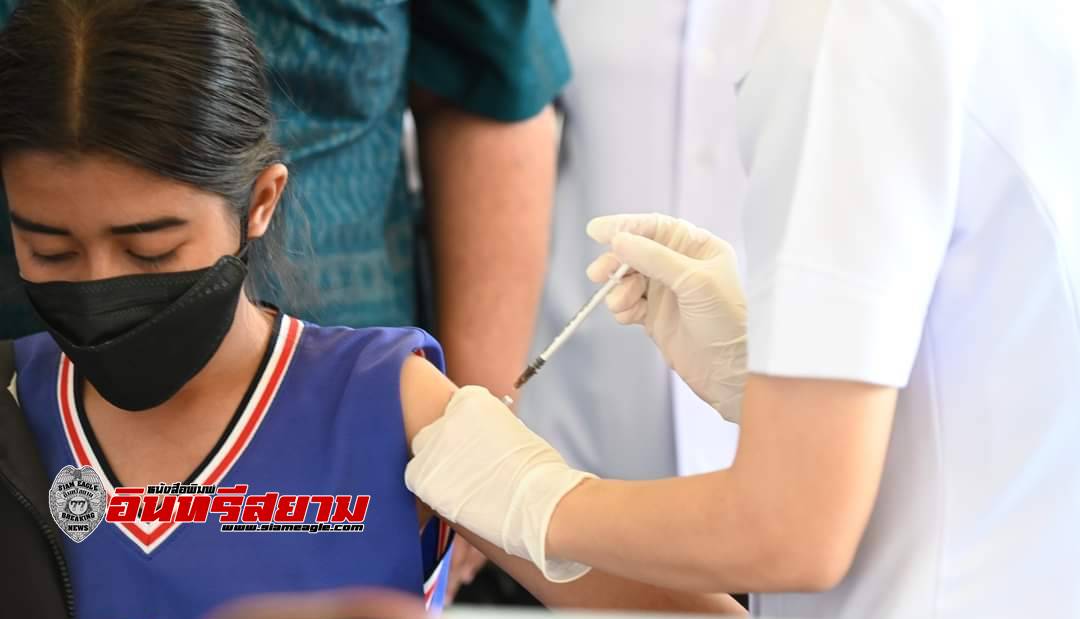 กาญจนบุรี-สาธารณสุขจังหวัดฯ รณรงค์ฉีดวัคซีนป้องกันโรคโควิด-19 เข็มกระตุ้น เพื่อเพิ่มภูมิคุ้มกัน