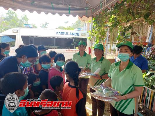 กาญจนบุรี-สมาคมแม่บ้านสาธารณสุข ติดตามให้การช่วยเหลือด้านแพทย์และการสาธารณสุขแก่ผู้หนีภัยชาวเมียนมา
