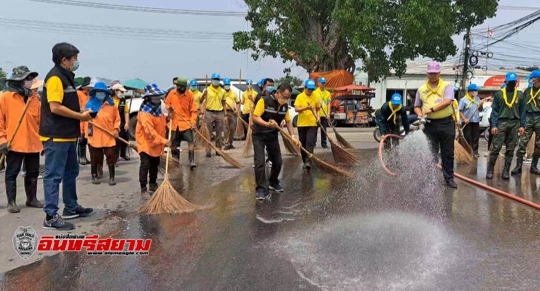 ราชบุรี-อำเภอโพธารามรวมพลังจิตอาสา เจ้าหน้าที่รัฐและทหาร ตำรวจ กว่า200คนล้างถนนลดฝุ่น PM 2.5