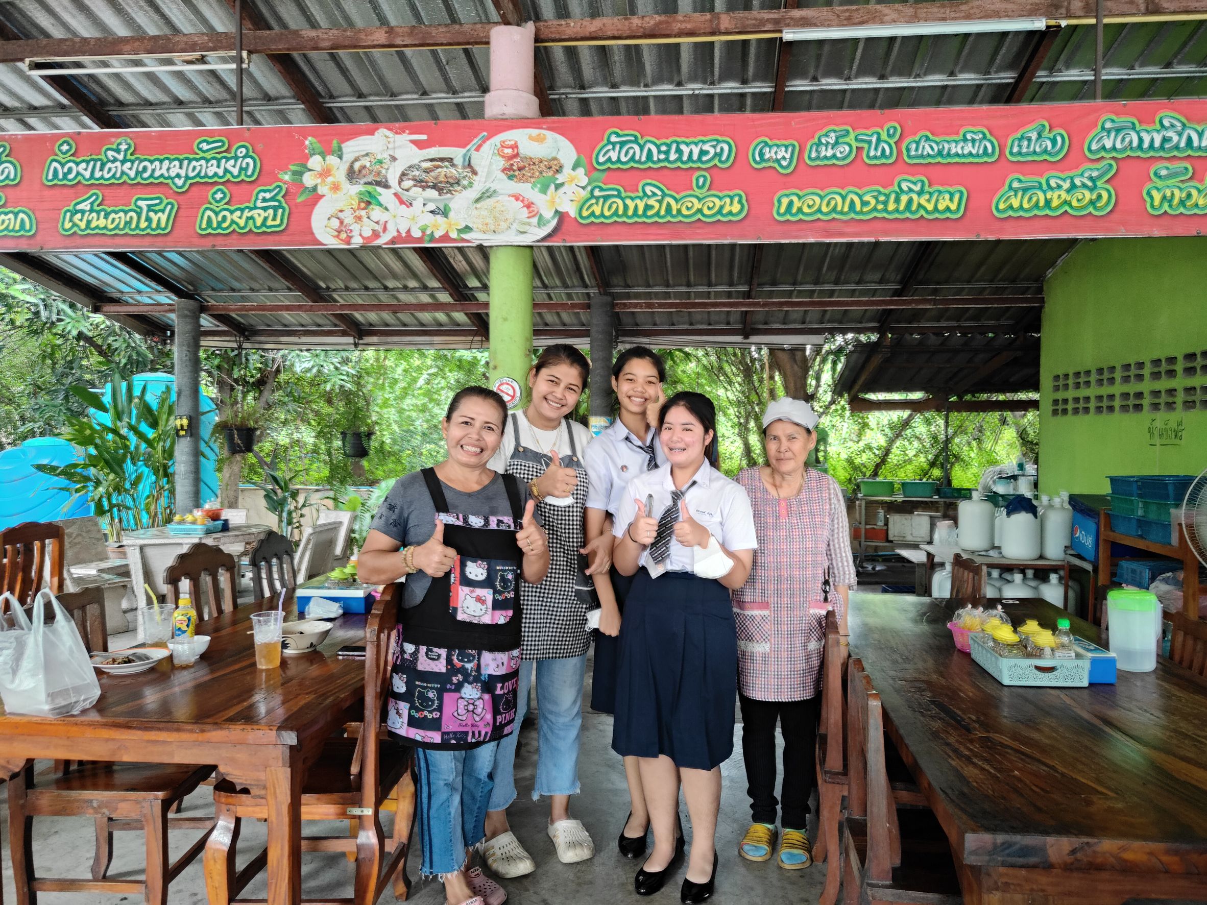 สิงห์บุรี-ก๋วยเตี๋ยวเป็ดเอ็นจอยธุรกิจครอบครัวเปิดมานานกว่า 10 ปี สิงห์บุรี-ก๋วยเตี๋ยวเป็ดเอ็นจอยธุรกิจครอบครัวเปิดมานานกว่า 10 ปี